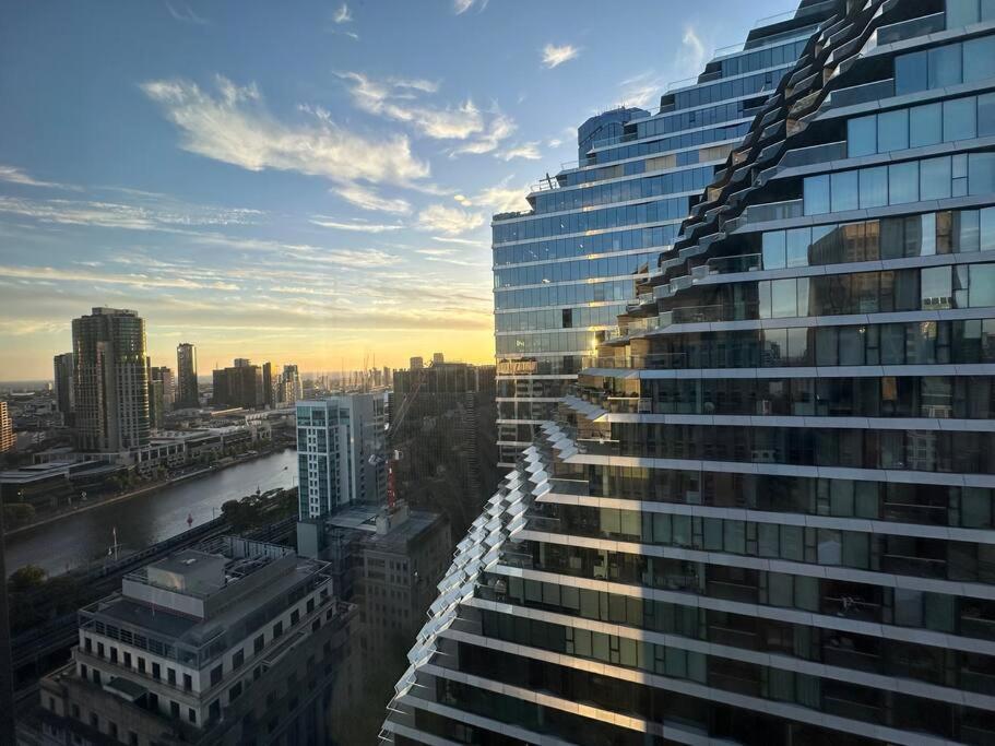 Premium Corporate Studio + Yarra Views Apartment Мелбърн Екстериор снимка